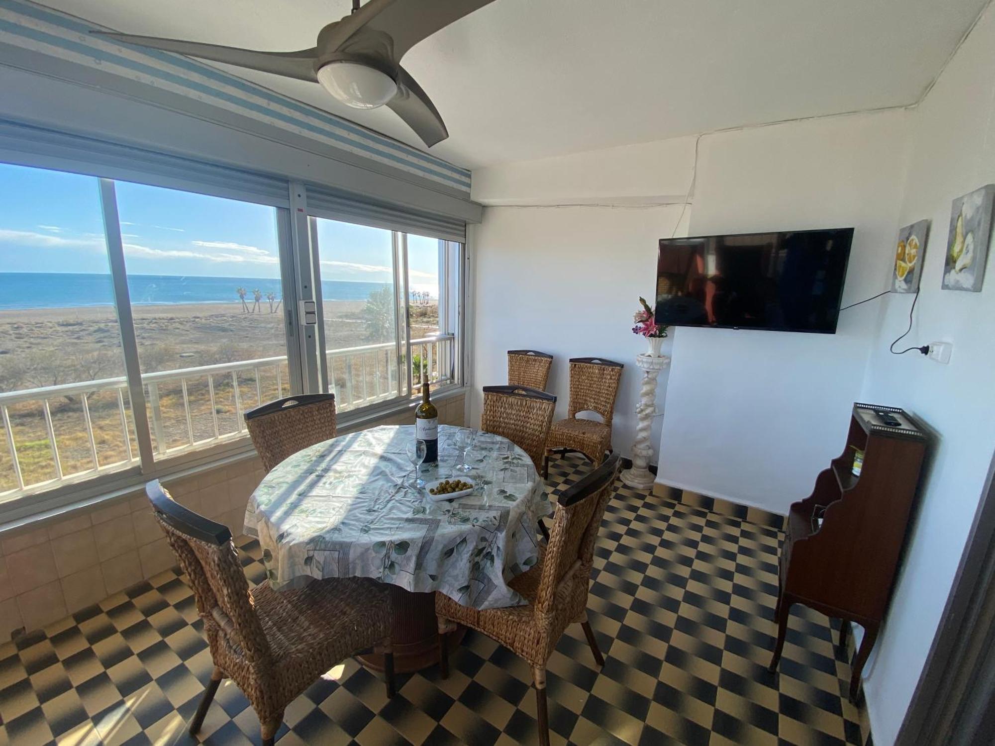 Primera Linea De Playa Appartamento *